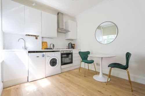 Stylish one bedroom apartment in Greater London