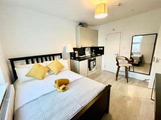 Lovely self contained studio now available photo 1