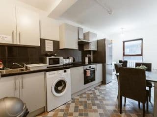Whitechapel en-suite beds to stay photo 4