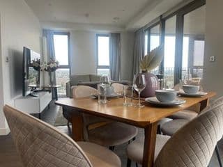 Luxury Three bed Apartment by London ExCeL photo 2
