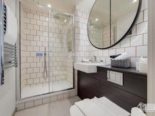 Luxury Three bed Apartment by London ExCeL photo 4