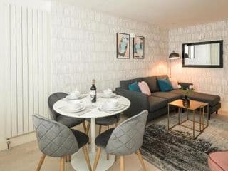 Fitzrovia - Charlotte Street by Flying Butler photo 2