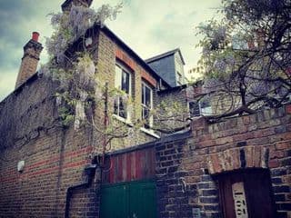 Campania & Jones House photo 2