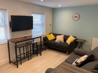 2 bed Home From Home Apartments photo 1