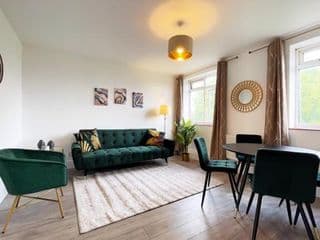 Sophie's Place in Vauxhall photo 2