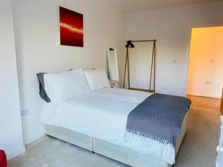 Spacious two Bedroom Apartment in Balham photo 2