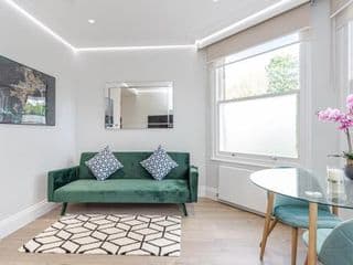 LuxLet Apartments - Heart of Hampstead, London photo 4