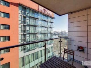 Deluxe One Bed Apartment by London ExCeL photo 3