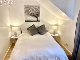 6 mallard close 1 Bedroom Flat Free Gated Parking photo 1