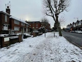 Willesden Green ROOMS photo 1