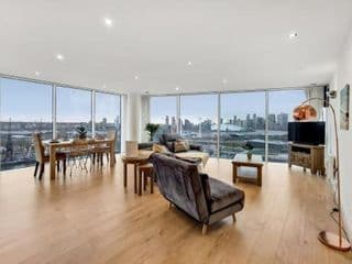 Deluxe Two Bed Apartment with River & City View photo 1
