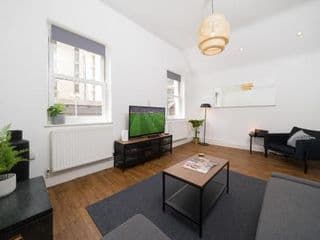 Wow! 2 Bedr/3 Beds/2,5 Bath/ Best Central Location photo 1