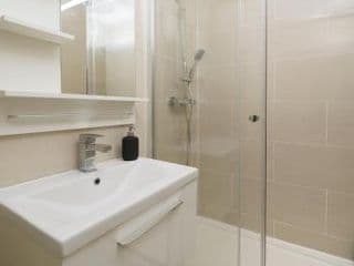 Wow! 2 Bedr/3 Beds/2,5 Bath/ Best Central Location photo 3