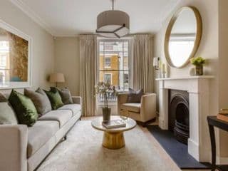 3 bedroom house in Knightsbridge photo 1