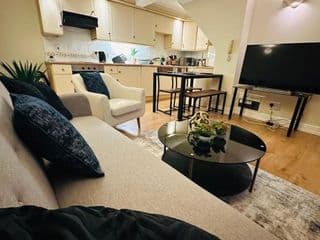 The Wimbledon Haven - 2bed photo 3