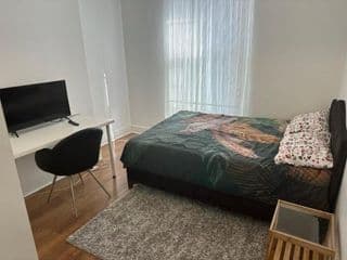 Private room photo 1