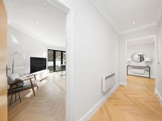 3bed Penthouse 10min to Wimbledon tennis courts photo 3