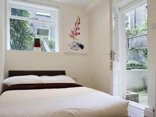 Holiday Lets London - C photo 4