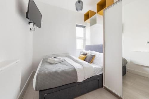Functional Budget Stay WiFi Shared and Laundry