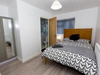 Comfortable stay in Shirley, Solihull - Room 1 photo 1