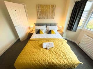 Arden House -Modern, Stylish 3-bed near Solihull, NEC, Resorts World, Airport,HS2 photo 2