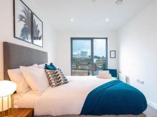 Luxe 1 Bedroom Comfy Apartment - City Centre photo 3