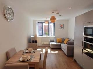 Treasured 1 Bedroom Jewellery Quarter Apartment photo 1