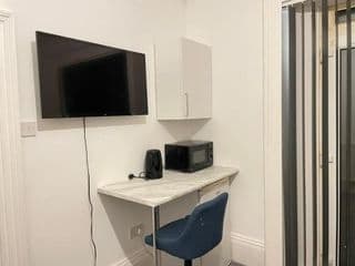 St Peter's Shared House photo 2