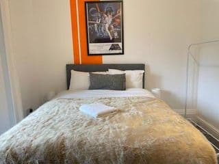 St Peter's Shared House photo 3