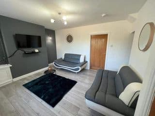 Cosy, Modern Home Near BHX, NEC and City Centre photo 1