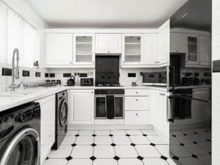 - TRINITY STAY'S - MODERN 4 BEDRROM HOUSE Ideal for Contractors, Groups and families ,FREE parking for multiple vehicle's photo 3