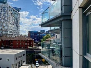 1 bedroom apartment with a stunning balcony photo 1
