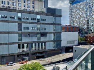 1 bedroom apartment with a stunning balcony photo 4