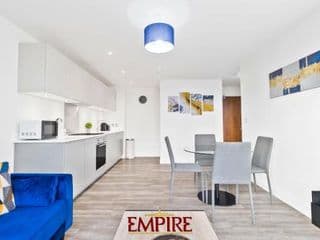 Lovely One Bedroom Apartment on Broad Street! photo 1