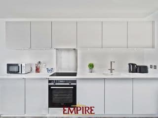 Lovely One Bedroom Apartment on Broad Street! photo 3