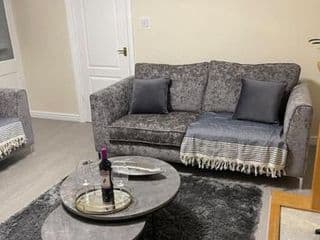 Gated home close to Birmingham City Centre photo 4