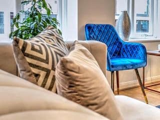 City Centre, 2 Bedroom, Secured Parking, 3 King Bed, WiFi Sleep 6 Guest Comfortable on Three King Size Beds, Jewellery Quarter , Birmingham City Centre , Allocated Secured Parking photo 2
