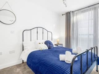 Magical - 2Bed Apartment- City Centre-Free Parking photo 3