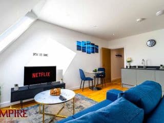 Stunning One Bedroom Duplex Apartment In Heart of Jewellery Quarter photo 4