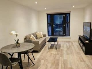Modern-New Build Apartment in Birmingham photo 1