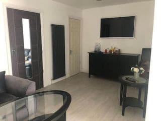 Cosy 3 Bedroom NEC House, Free WiFi, Netflix, Driveway Parking, Sleeps 6, Ideal for Families, Contractors & Corporates, Renovated To High Standard! photo 4