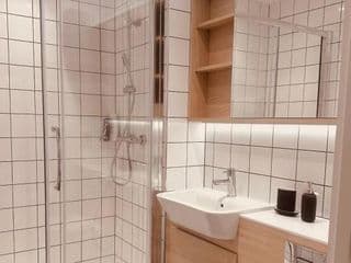 2 Bed Brand New Prestige Apartment in City Centre photo 3