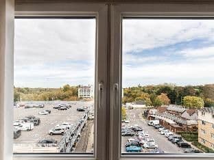 2 bedroom apartment Edinburgh Gate Harlow photo 2