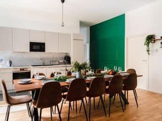 165m2 Downtown Lux Suite -12 Pers - 5 Bedroom - 2 Bath - 11min Alex photo 1