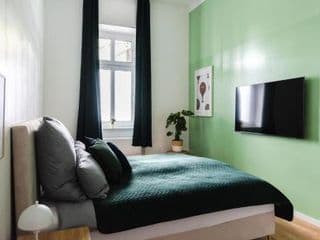 165m2 Downtown Lux Suite -12 Pers - 5 Bedroom - 2 Bath - 11min Alex photo 2