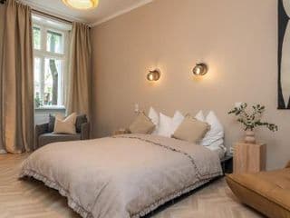 Artsy Berlin Oasis Apartment by Arbio photo 1