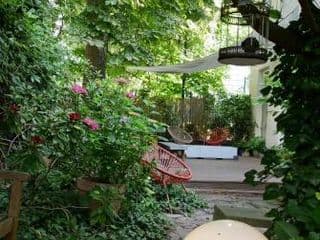 Townhouse in Berlin, a central oasis photo 3