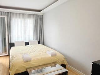 Prime Comfort Apartment with Balcony & Free Parking photo 4