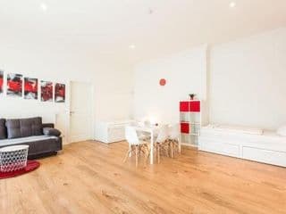 Studio Apartment Friedrichshain photo 4