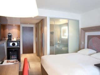 Novotel London Brentford photo 3
